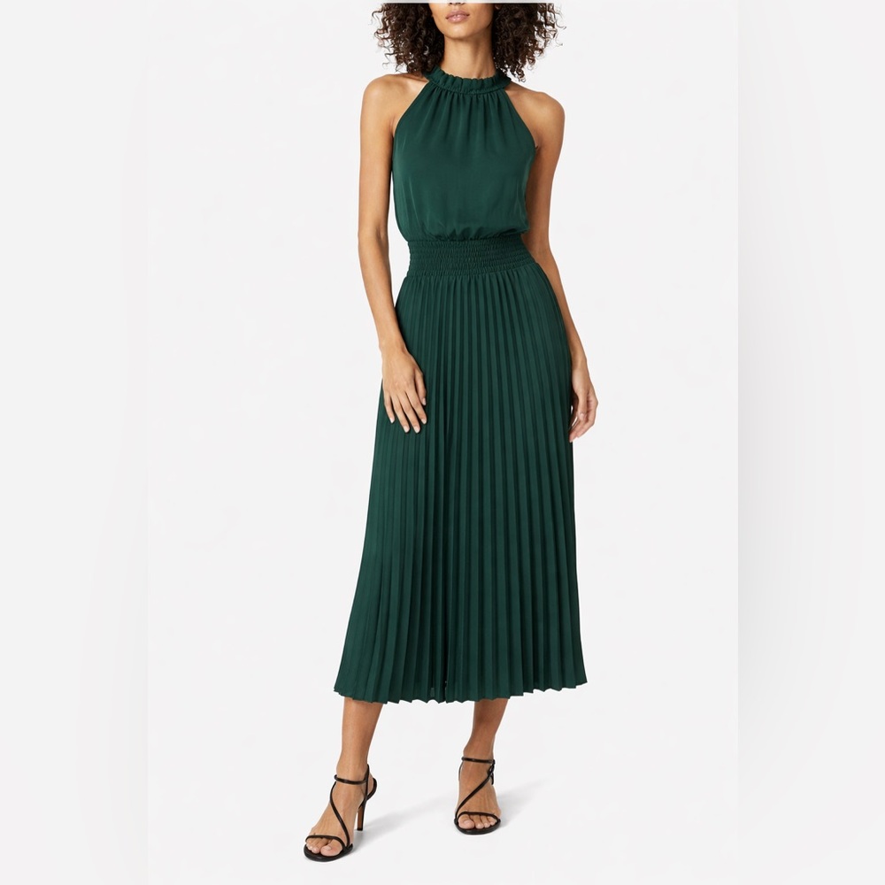 Elegant Green Pleated Midi Dress
